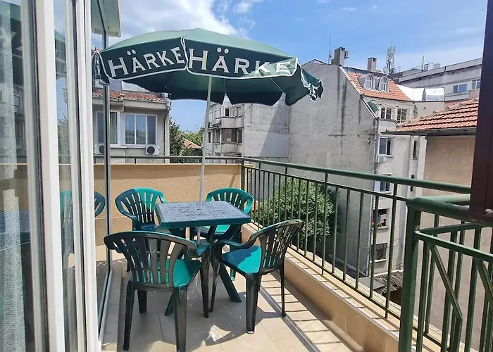 Sunny View With Garage アパート ブルガス